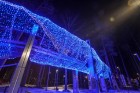 Jūrmalā - Dzintaru mežaparkā - atklāts Gaismas parks, kurā dažādos gaismas dekoros, skulptūrās jau otro gadu iemirdzas tūkstošiem LED gaismiņu. 1