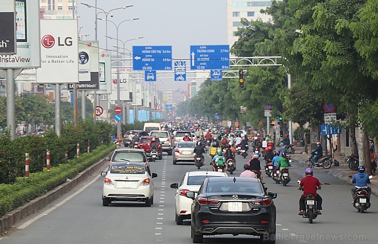 Vjetnamas galvenais transporta līdzeklis ir motorollers. Sadarbībā ar 365 brīvdienas un Turkish Airlines 239883