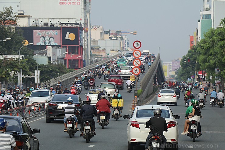 Vjetnamas galvenais transporta līdzeklis ir motorollers. Sadarbībā ar 365 brīvdienas un Turkish Airlines 239895