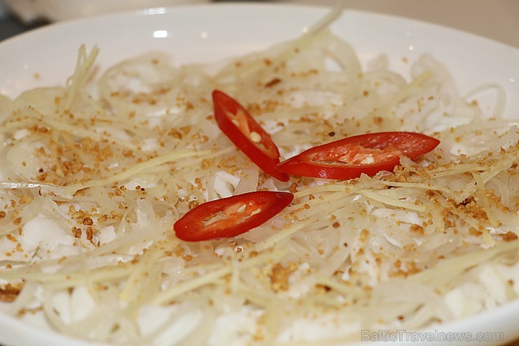 Izbaudam ēdienreizi Hošiminas vjetnamiešu restorānā «Rivia Seafood Dining». Sadarbībā ar 365 brīvdienas un Turkish Airlines 240003