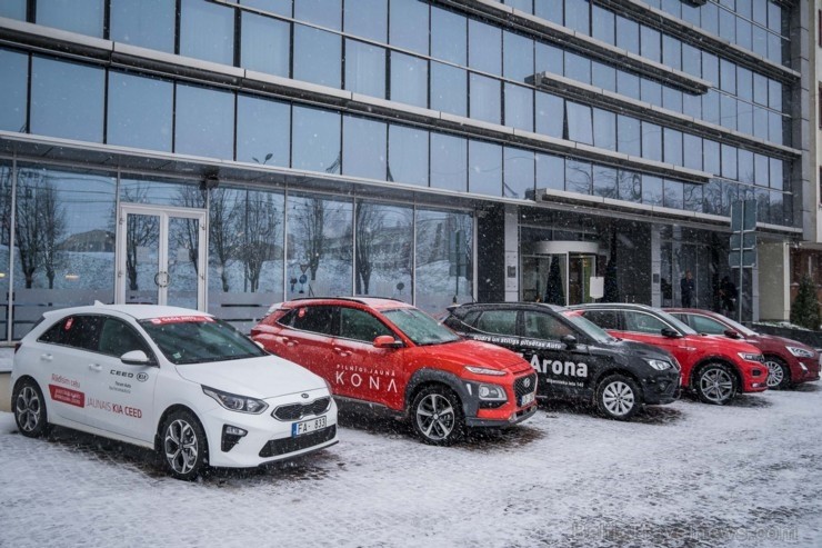 Svinīgajā noslēguma ceremonijā Vecrīgas viesnīcā 