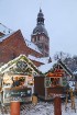 Rīgas Doma laukumā Ziemassvētku tirdziņš piesaista rīdziniekus un pilsētas viesus 3