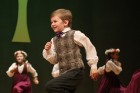 Ogres bērnu un jauniešu tautas deju studija «Pīlādzītis» atzīmē 30 gadu jubileju 80