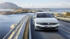 «Volkswagen» iepazīstina ar atjaunoto astotās sērijas Passat modeli, kurš kļūs par pirmo «Volkswagen» modeli, kuram būs pieejama daļēji automatizēta b 3