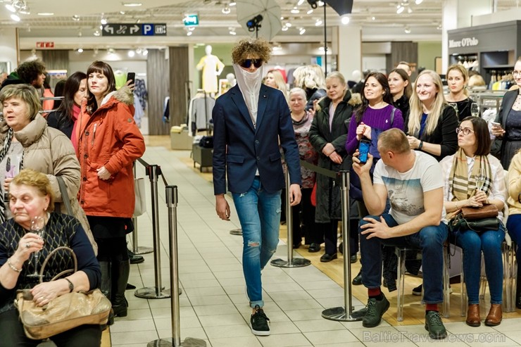 Universālveikals Stockmann rīkoja krāšņas pavasara sezonas atnākšanas svinības, pulcējot vienkopus spilgtas, sabiedrībā zināmas personības jaunās pava 248192