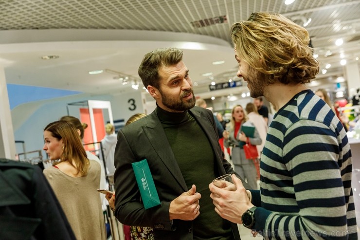 Universālveikals Stockmann rīkoja krāšņas pavasara sezonas atnākšanas svinības, pulcējot vienkopus spilgtas, sabiedrībā zināmas personības jaunās pava 248242