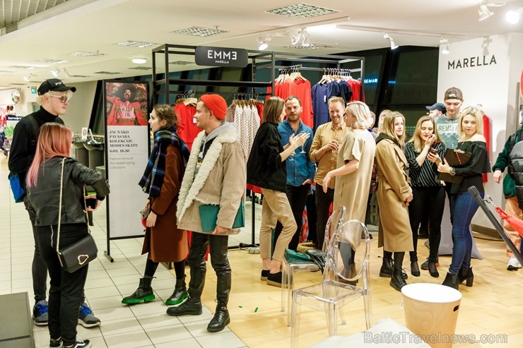 Universālveikals Stockmann rīkoja krāšņas pavasara sezonas atnākšanas svinības, pulcējot vienkopus spilgtas, sabiedrībā zināmas personības jaunās pava 248245