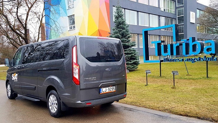Travelnews.lv ar jauno «Ford Tourneo Custom» no «Sixt Latvija» dodas ceļojumā uz Berlīni 248476