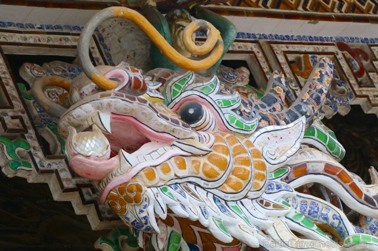 Travelnews.lv iepazīst vjetnamiesu budistu templi Linh-Phuoc-Pagode Dakotā. Atbalsta: 365 brīvdienas un Turkish Airlines 249335