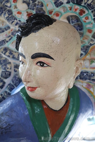 Travelnews.lv iepazīst vjetnamiesu budistu templi Linh-Phuoc-Pagode Dakotā. Atbalsta: 365 brīvdienas un Turkish Airlines 249369