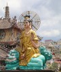Travelnews.lv iepazīst vjetnamiesu budistu templi Linh-Phuoc-Pagode Dakotā. Atbalsta: 365 brīvdienas un Turkish Airlines 21