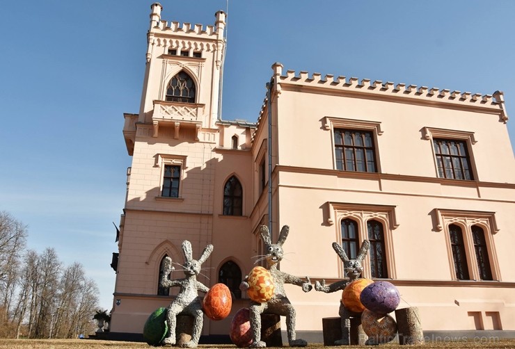 Travelnews.lv Lieldienās aicina apceļot Latviju un apskatīt virkni daudzveidīgu un interesantu svētku dekorāciju. Alūksnes TIC (Foto: Sanita Pāsa, Alv 251781