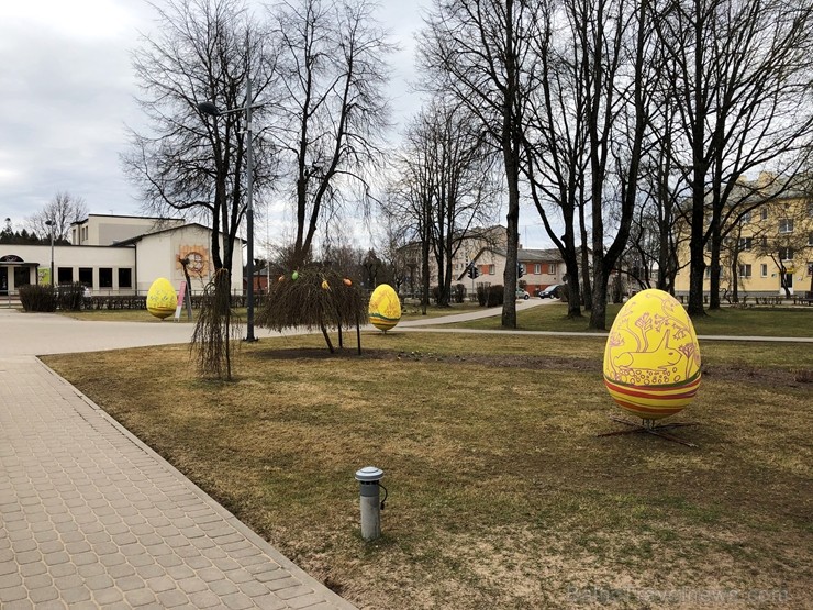 Travelnews.lv Lieldienās aicina apceļot Latviju un apskatīt virkni daudzveidīgu un interesantu svētku dekorāciju. Foto: Gulbenes tūrisma aģentūra 251793