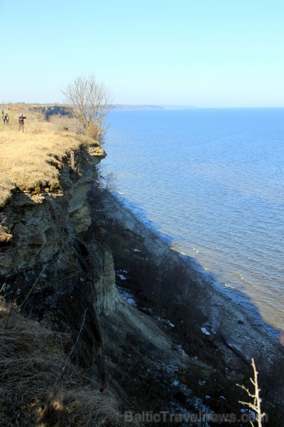 Ontikas kaļķakmens stāvkrasts veidojies 400 000 milj, gadu laikā. 252210