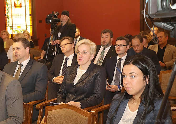Travelnews.lv apmeklē Latvijas Republikas Saeimu, kur pirmo reizi svin Latgales kongresa dienu 252353