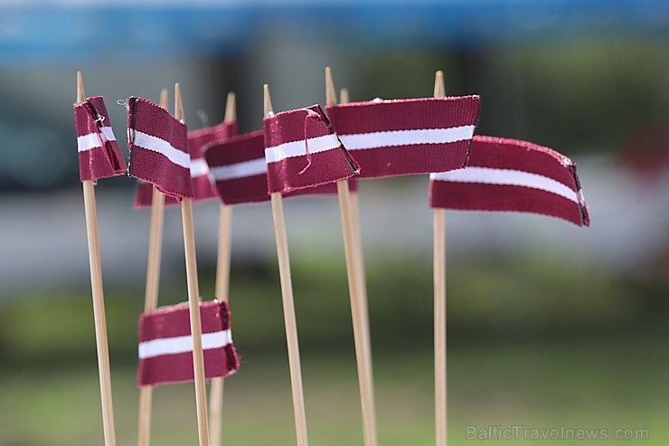 Travelnews.lv 4. maija – Latvijas Republikas Neatkarības atjaunošanas dienu svin Dobelē 252780