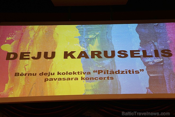 Travelnews.lv izbauda bērnu un jauniešu deju kolektīva «Pīlādzītis» koncertu «Deju karuselis» 252801