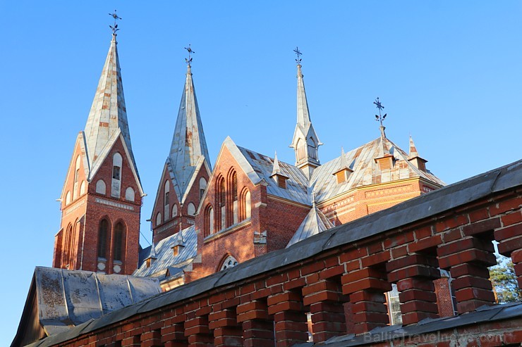 Travelnews.lv iesaka apciemot Viļaku un apskatīt burvīgo neogotikas stila baznīcu 253535