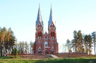 Travelnews.lv iesaka apciemot Viļaku un apskatīt burvīgo neogotikas stila baznīcu 2