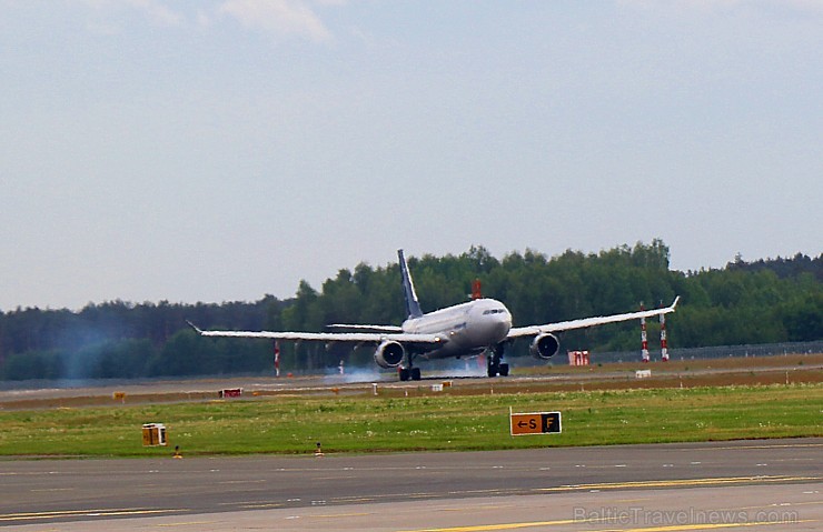 Rīgā 24.05.2019 pirmo reizi ierodas tūristi no Dienvidkorejas ar tiešo «Korean Air» čarterlidojumu 254923