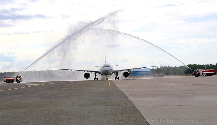 Rīgā 24.05.2019 pirmo reizi ierodas tūristi no Dienvidkorejas ar tiešo «Korean Air» čarterlidojumu 254927