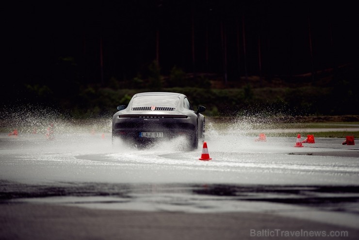 «Porsche Road Tour 2019» pasākumā Travelnews.lv brauc ar 10 dažādiem spēkratiem 255881