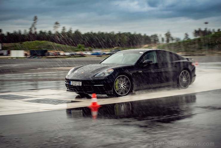 «Porsche Road Tour 2019» pasākumā Travelnews.lv brauc ar 10 dažādiem spēkratiem 255884