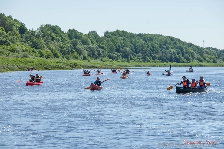 Aizsargājamo ainavu apvidū Augšdaugava notika pasākums Lielais plosts 2019, kas aktīvās atpūtas cienītāju vidū jau ir kļuvis iecienīts un tuvs 255918