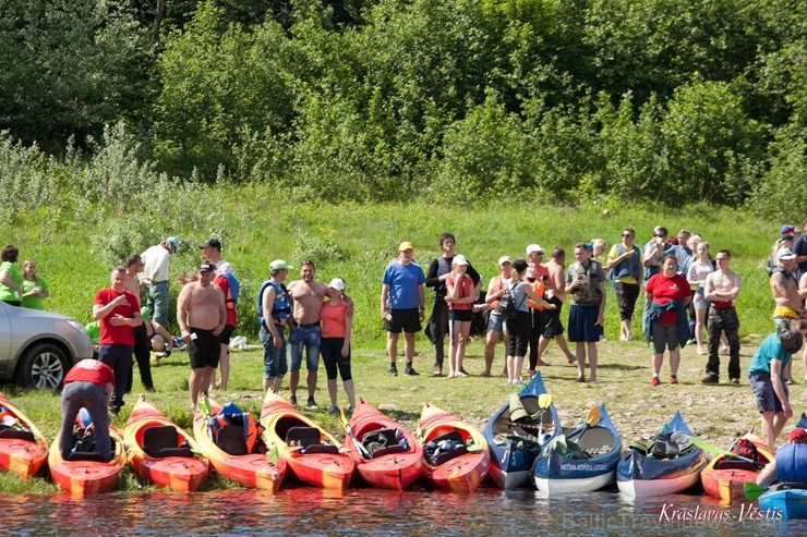 Aizsargājamo ainavu apvidū Augšdaugava notika pasākums Lielais plosts 2019, kas aktīvās atpūtas cienītāju vidū jau ir kļuvis iecienīts un tuvs 255919