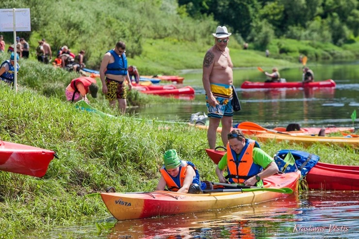 Aizsargājamo ainavu apvidū Augšdaugava notika pasākums Lielais plosts 2019, kas aktīvās atpūtas cienītāju vidū jau ir kļuvis iecienīts un tuvs 255941