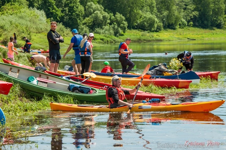 Aizsargājamo ainavu apvidū Augšdaugava notika pasākums Lielais plosts 2019, kas aktīvās atpūtas cienītāju vidū jau ir kļuvis iecienīts un tuvs 255956