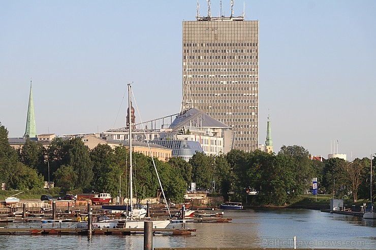 Travelnews.lv garšīgi izbauda Daugavas panorāmas restorānu «Aqua Luna» Andrejostā 256056