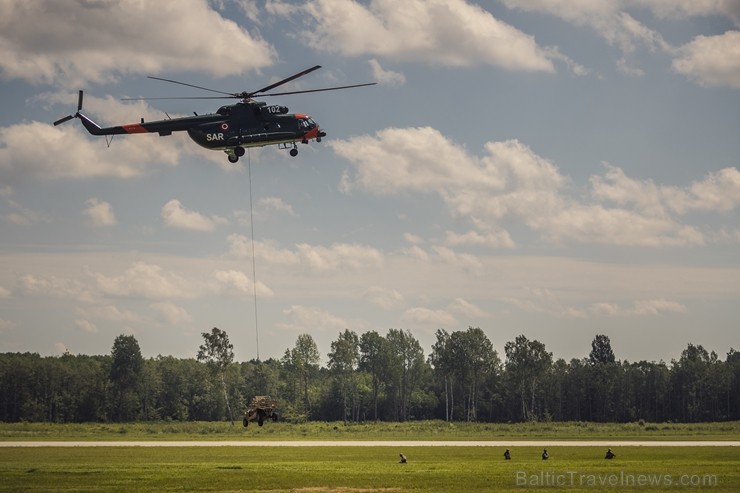 Aviācijas bāzē Lielvārdē 8.06.2019. norisinājās aviācijas paraugdemonstrējumi, kas veltīti Gaisa spēku simtgadei 256517