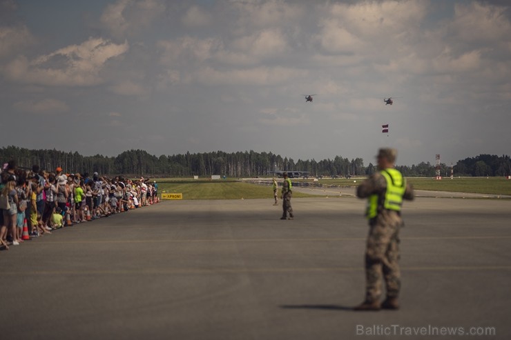 Aviācijas bāzē Lielvārdē 8.06.2019. norisinājās aviācijas paraugdemonstrējumi, kas veltīti Gaisa spēku simtgadei 256533