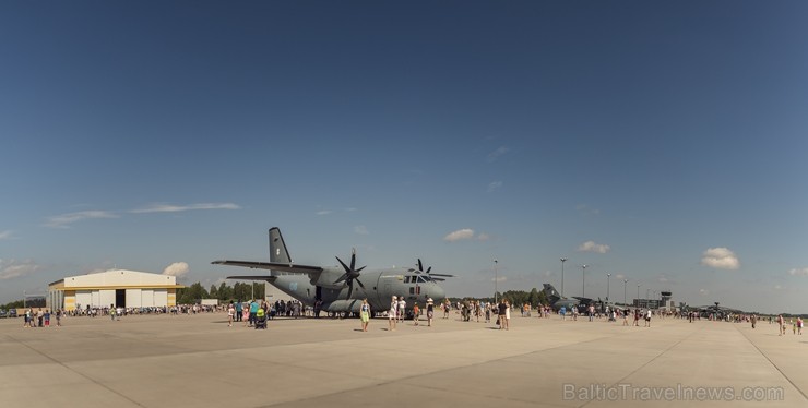 Aviācijas bāzē Lielvārdē 8.06.2019. norisinājās aviācijas paraugdemonstrējumi, kas veltīti Gaisa spēku simtgadei 256544