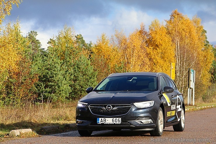 55 bildes - «Opel Insignia Sport Tourer» 256685