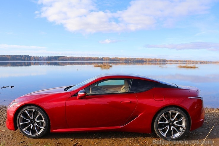 60 bildes - «Lexus LC 500» 256686