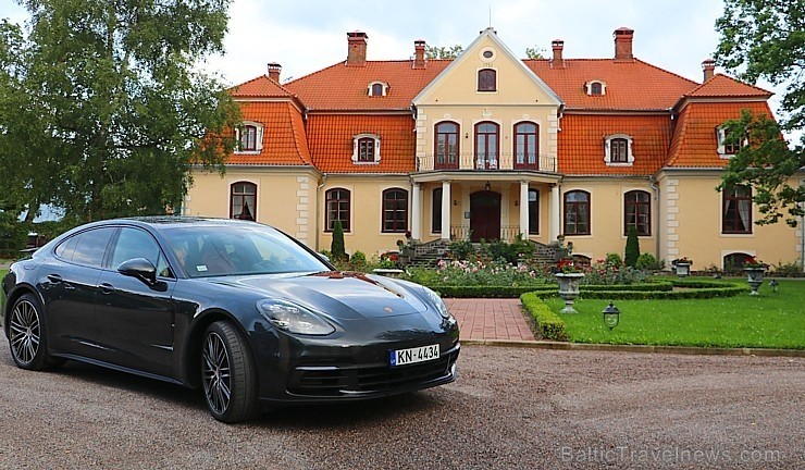 100 bildes - «Porsche Panamera» 256689