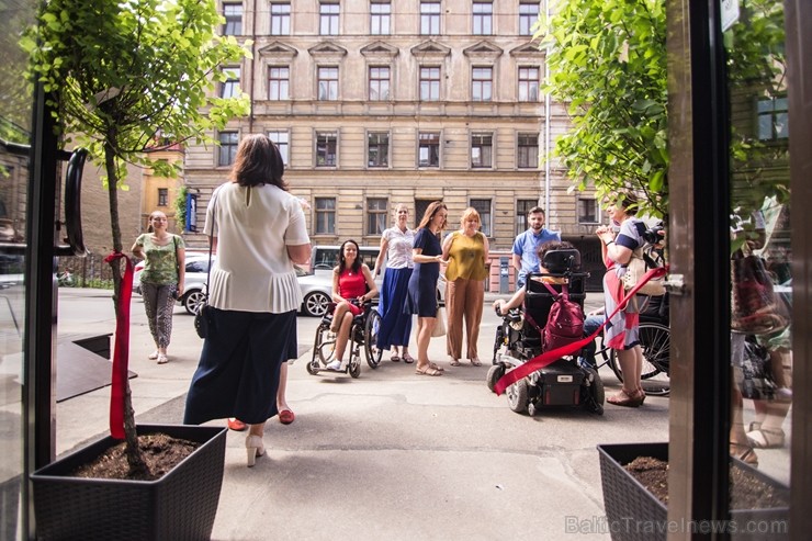 RB Cafe ir pirmā kafejnīca Baltijā, kur gandrīz visus procesus ar nelielu atbalstu veiks cilvēki ar funkcionāliem vai intelektuālās attīstības traucēj 256804