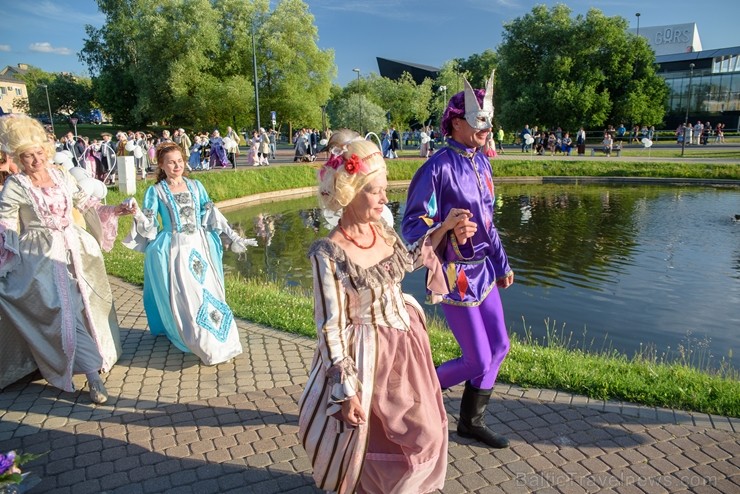 Rēzeknē15. jūnijā rīkoja Martas balli, kas veltīta Latgales novadniecei Martai Skavronskai, kurai liktenis bija lēmis kļūt par cara Pētera I sievu un  257251