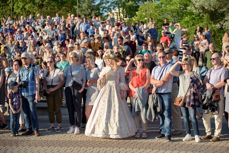 Rēzeknē15. jūnijā rīkoja Martas balli, kas veltīta Latgales novadniecei Martai Skavronskai, kurai liktenis bija lēmis kļūt par cara Pētera I sievu un  257266