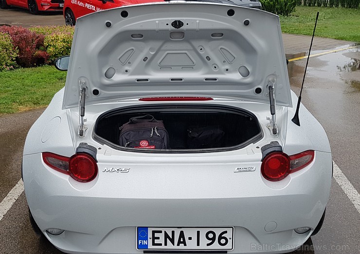 Travelnews.lv apceļo Latgali un Sēliju ar jauno rodsteru «Mazda MX-5» 257343