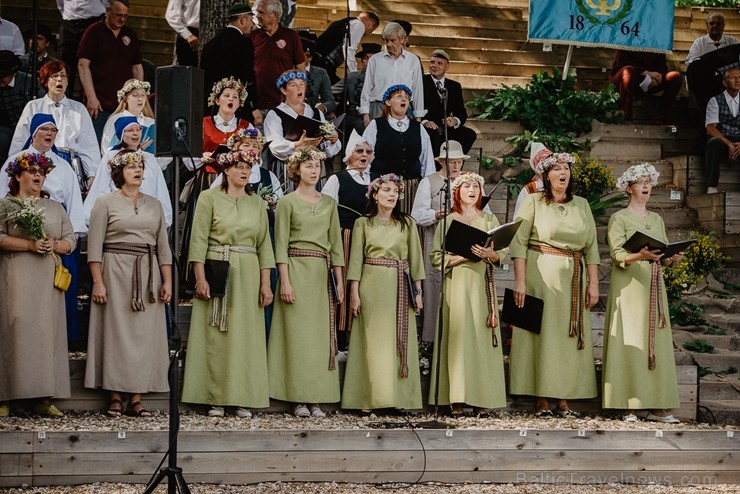 Šogad aprit 155. gadskārta kopš pirmajām dziesmu dienām, kas norisinājās Valmieras pusē - Dikļos 258125