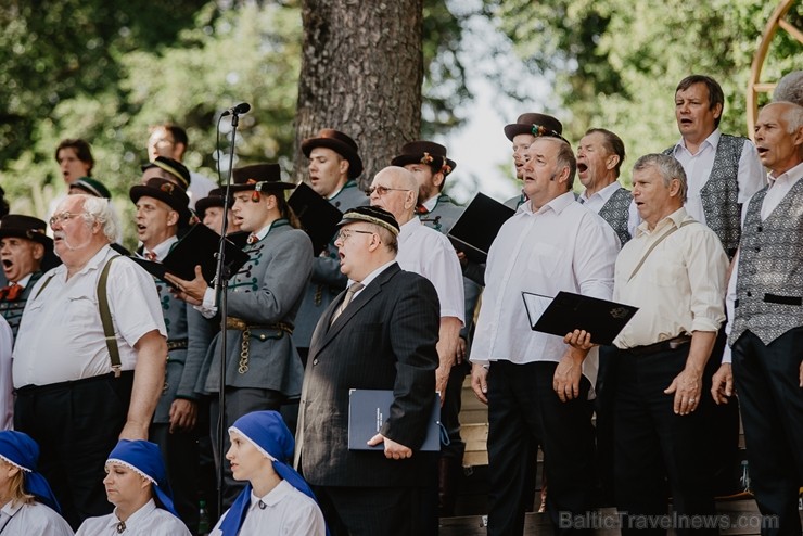 Šogad aprit 155. gadskārta kopš pirmajām dziesmu dienām, kas norisinājās Valmieras pusē - Dikļos 258133