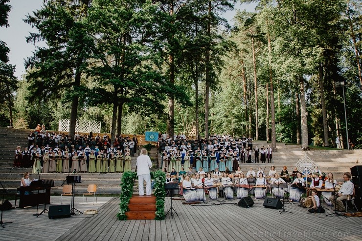 Šogad aprit 155. gadskārta kopš pirmajām dziesmu dienām, kas norisinājās Valmieras pusē - Dikļos 258154