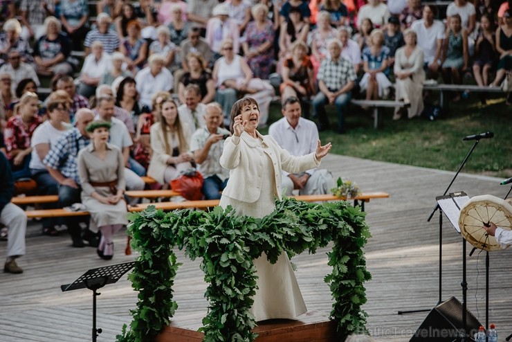 Šogad aprit 155. gadskārta kopš pirmajām dziesmu dienām, kas norisinājās Valmieras pusē - Dikļos 258172