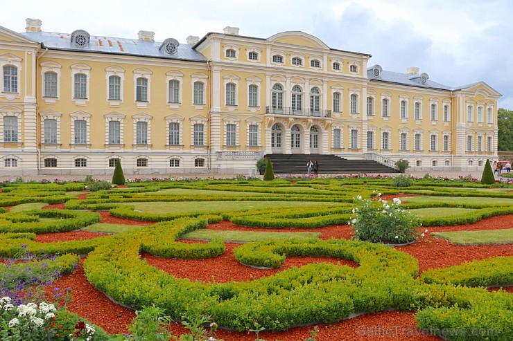 Travelnews.lv apmeklē Latvijas vienu no populārākajiem tūrisma objektiem - Rundāles pili 258782