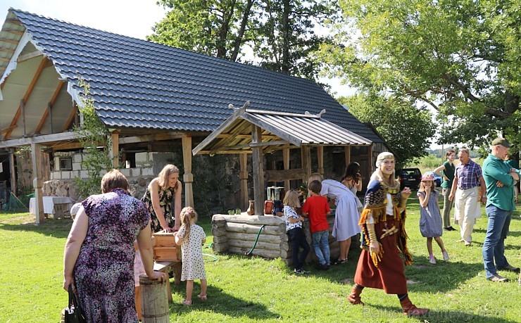 Travelnews.lv apmeklē Latgales tradicionālās kultūras centru «Latgaļu sāta» 259325