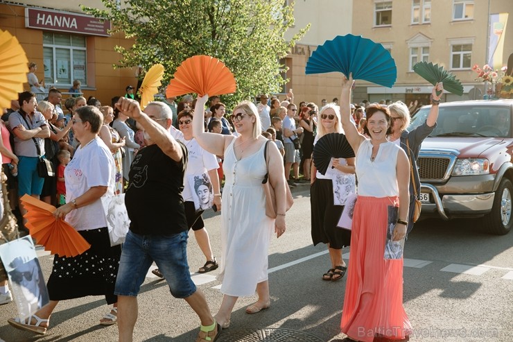 Valmierā nosvinēta pilsētas 736. Dzimšanas diena ar tradicionālām un jaunām aktivitātēm, kas iepriecinājušas ikvienu svētku dalībnieku 260132