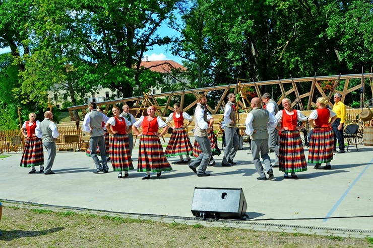 Sklandrauši ir pirmais Latvijas pārtikas produkts, kura ražošanu aizsargā Eiropas Savienība -  šis gardums ir iekļauts Eiropas Komisijas reģistra sara 260510